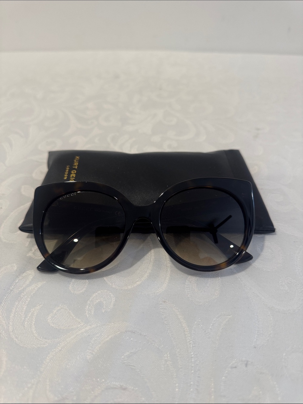 Gucci Tortoiseshell Cat-Eye Sunglasses - Brown Gradient - Picture 14 of 14